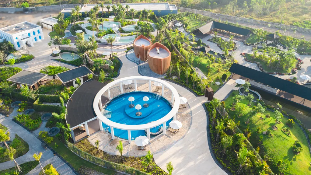 Minera Hot Springs Bình Châu